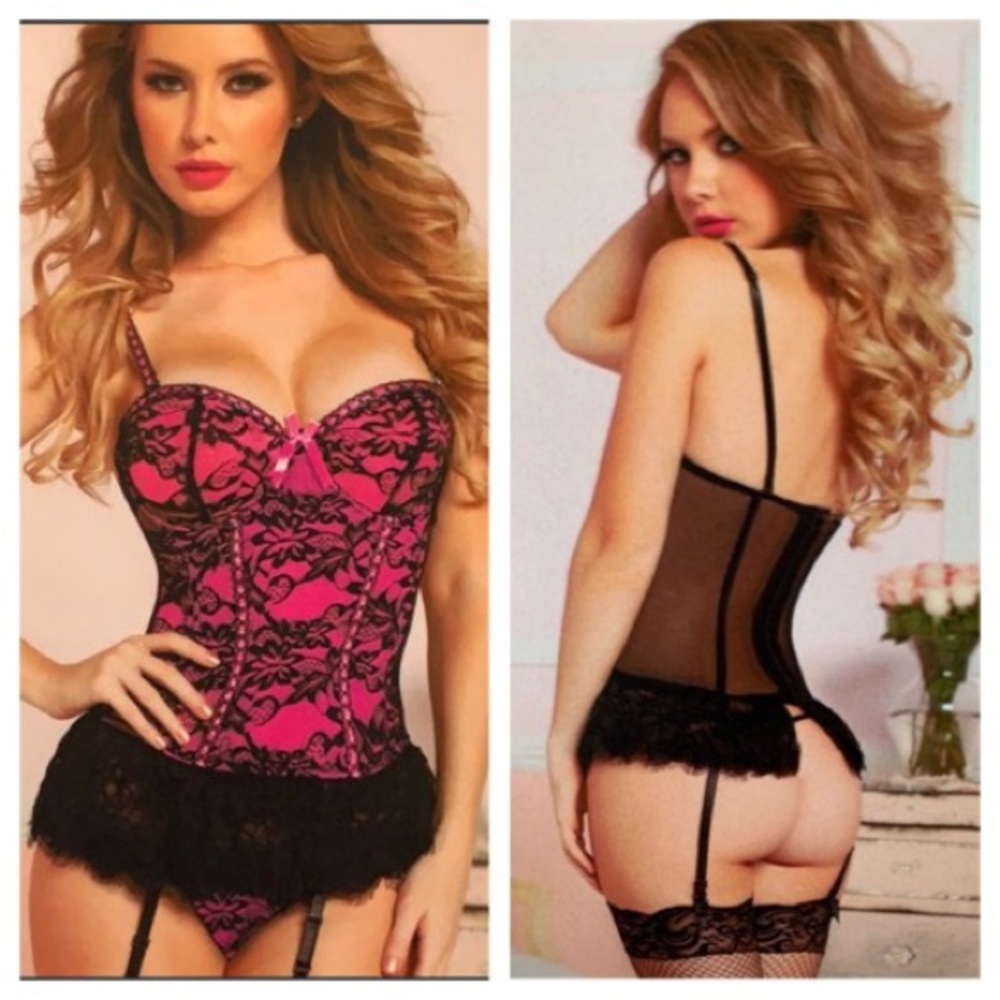 Seven Til Midnight sexy lingerie-Bustier Set.
